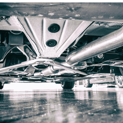 What is a car drive shaft ？